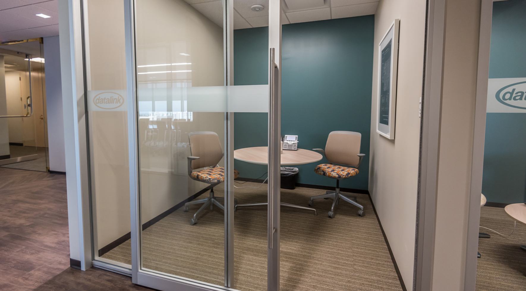 Private collaboration space in the workplace