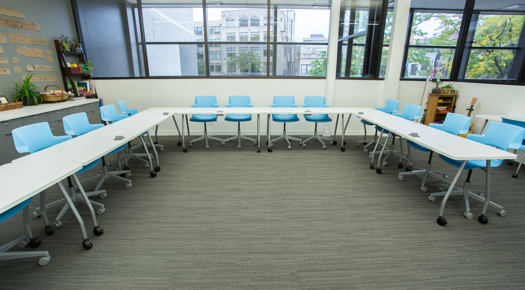 Qivi and Verb furniture in the classroom