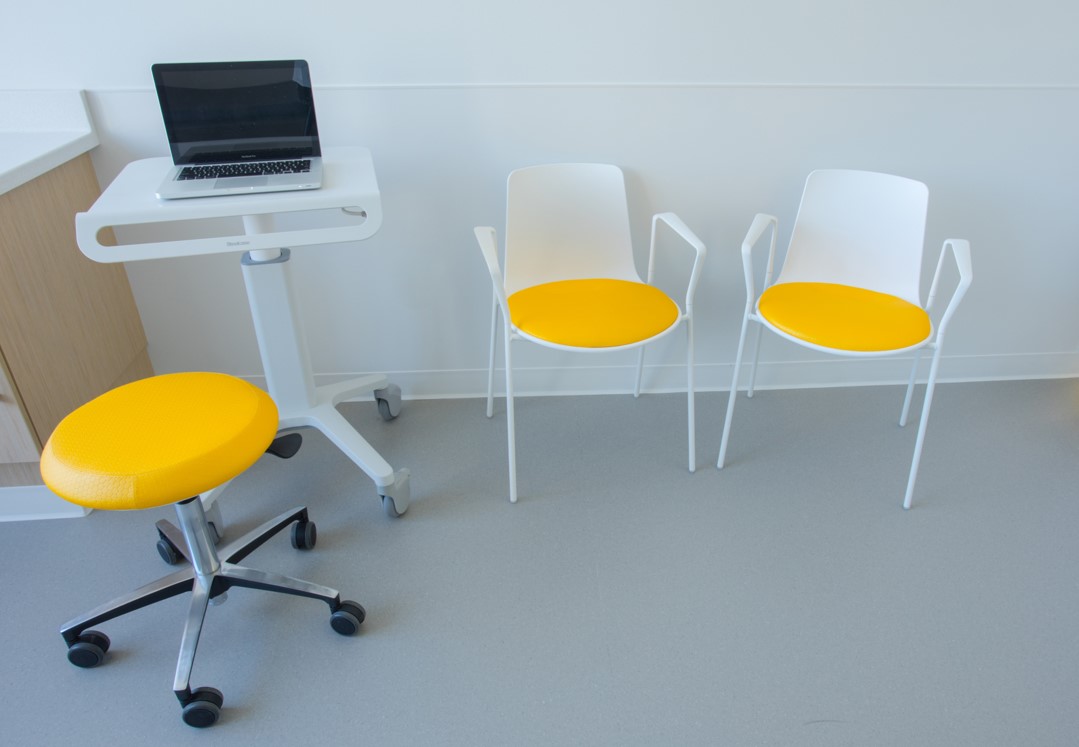 Movable patient station