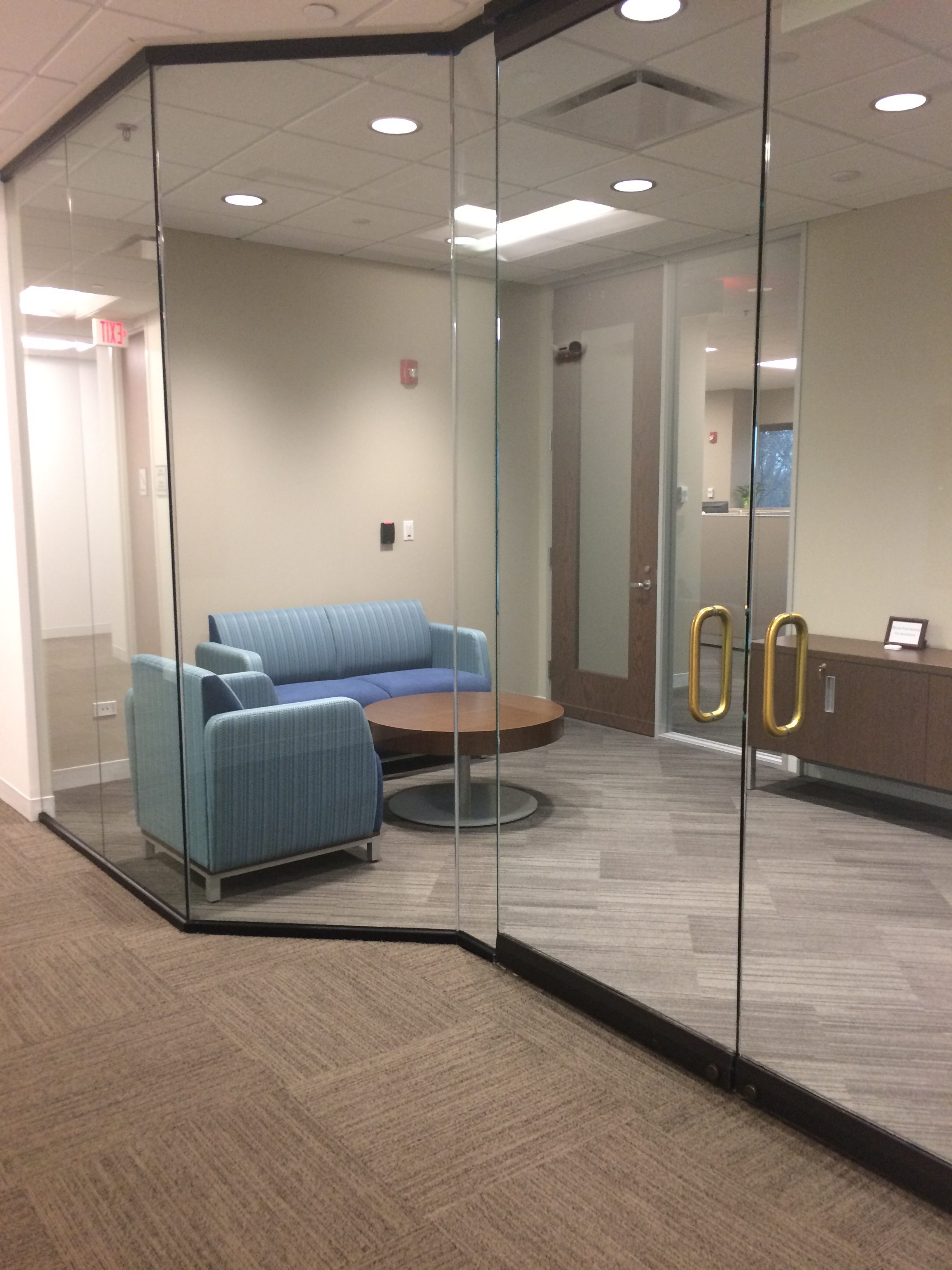 Acoustic privacy for the lounge space and reception area